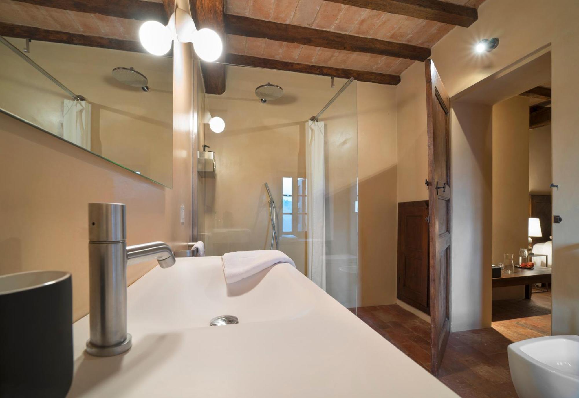 Castello Di Alloggio per agriturismo *